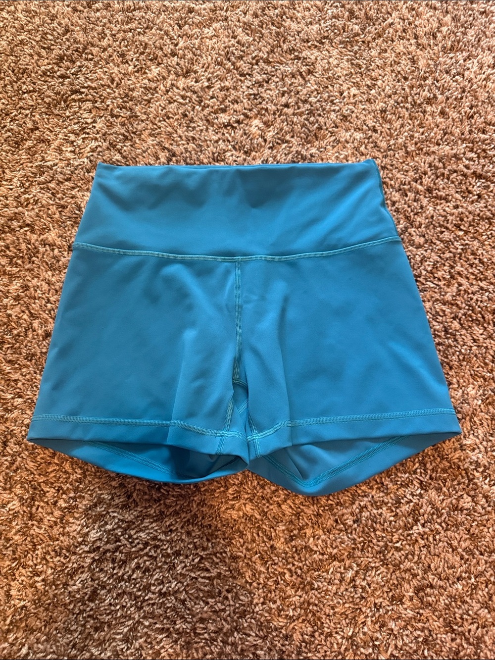 Lululemon wunder train shorts